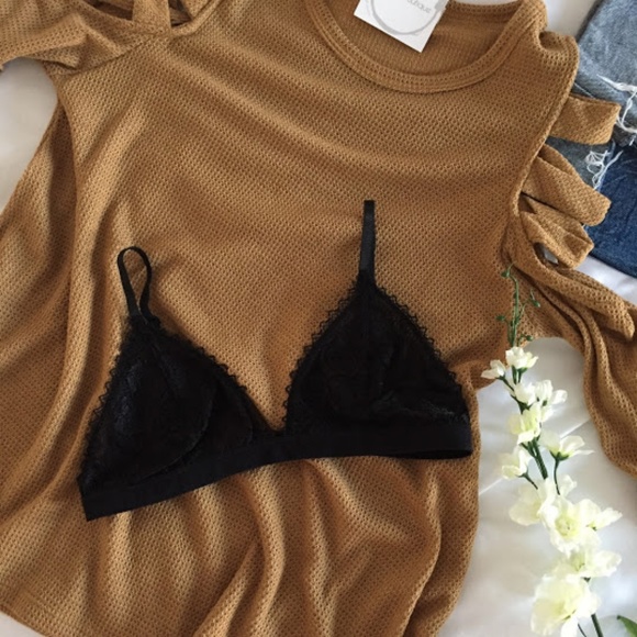 NWT Black Triangle Lace Bralette - Picture 5 of 6